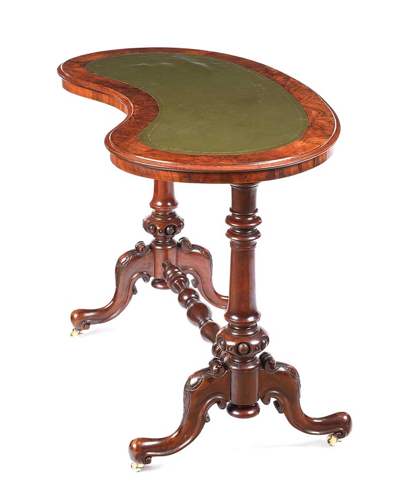 VICTORIAN KIDNEY SHAPED WALNUT WRITING TABLE - Image 5 of 6