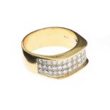 18CT GOLD DIAMOND RING