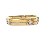 18CT GOLD DIAMOND RING