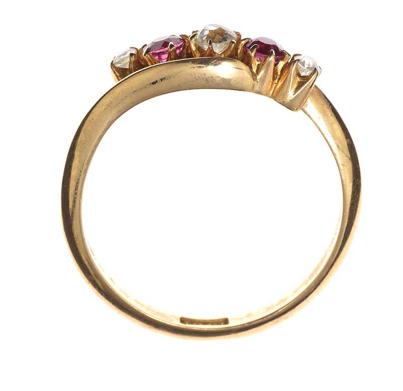 18CT GOLD RUBY AND DIAMOND RING - Image 3 of 3