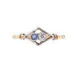 18CT GOLD SAPPHIRE AND DIAMOND RING