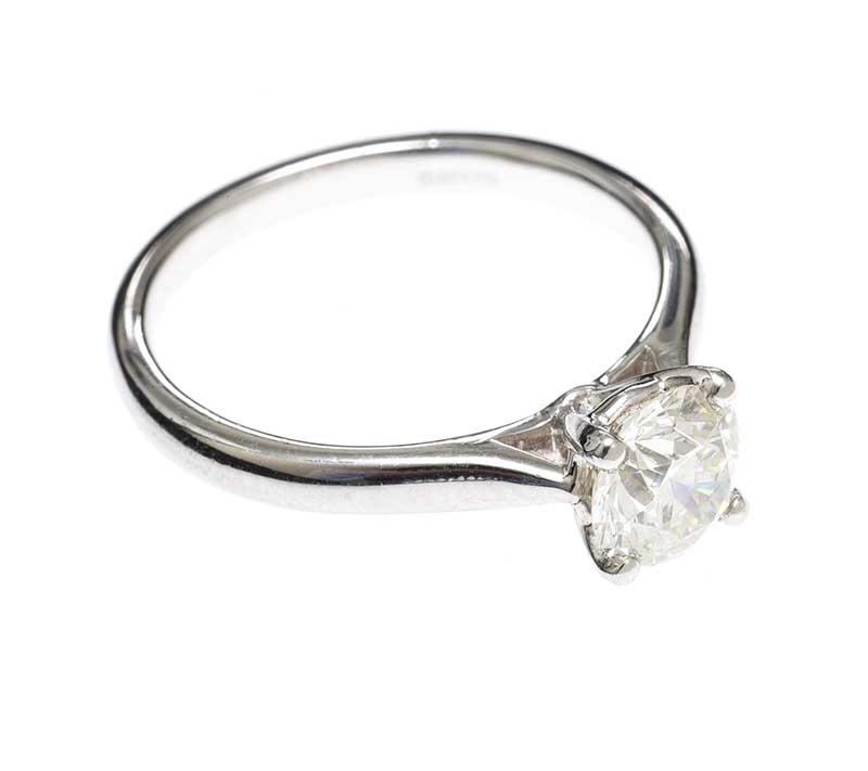 PLATINUM DIAMOND RING - Image 2 of 3