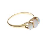 14CT GOLD THREE STONE OPAL RING