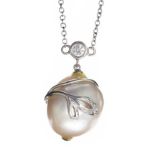 18CT WHITE GOLD SOUTH SEA PEARL AND DIAMOND NECKLACE