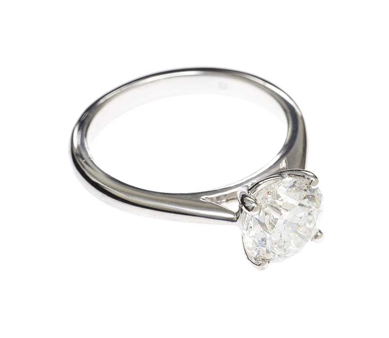 PLATINUM DIAMOND RING - Image 2 of 3