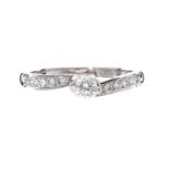 18CT WHITE GOLD DIAMOND RING