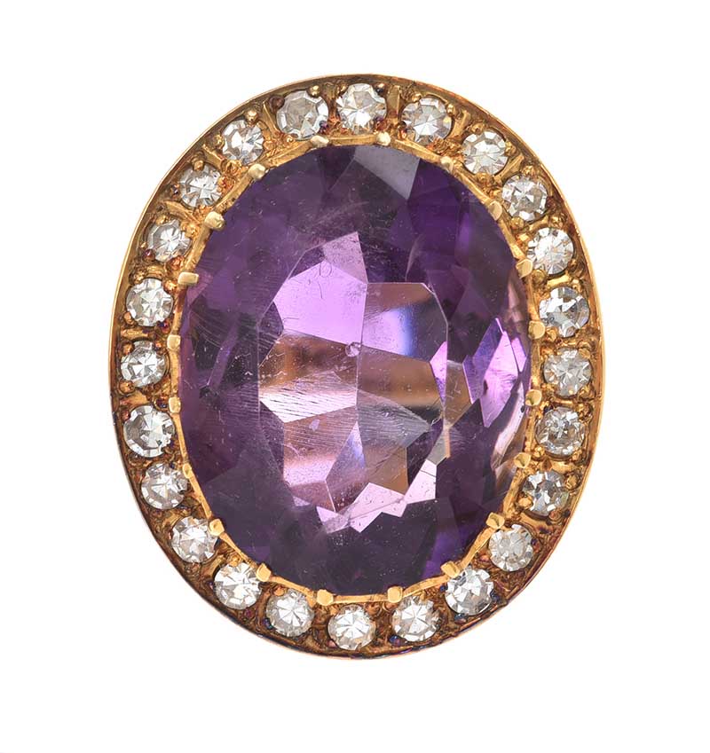 1950'S 18CT GOLD AMETHYST AND DIAMOND RING