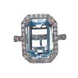 18CT WHITE GOLD AQUAMARINE AND DIAMOND RING