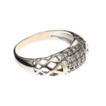 FRENCH WHITE GOLD DIAMOND RING