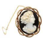 ONYX SET CAMEO BROOCH