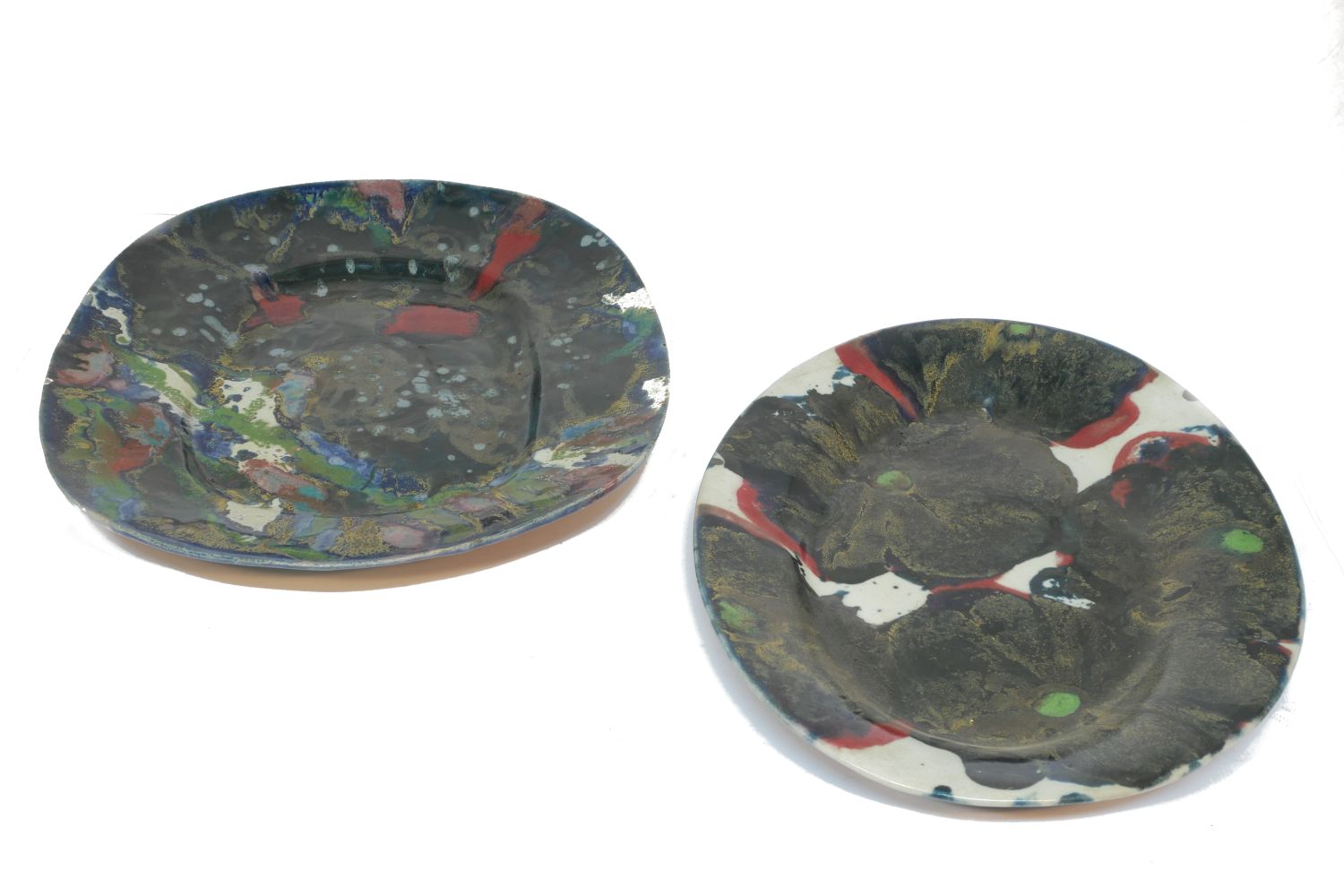 Janice Tchalneko (1942-), a large flared bowl c.1990, unsigned A large flared stoneware bowl - Image 2 of 6