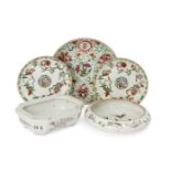 Five pieces of Chinese famille rose porcelain, 19th-early 20th century, comprising circular