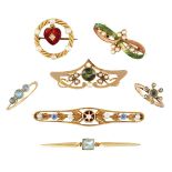 A small group of jewellery, comprising: a late 19th / early 20th century gold brooch composed of a