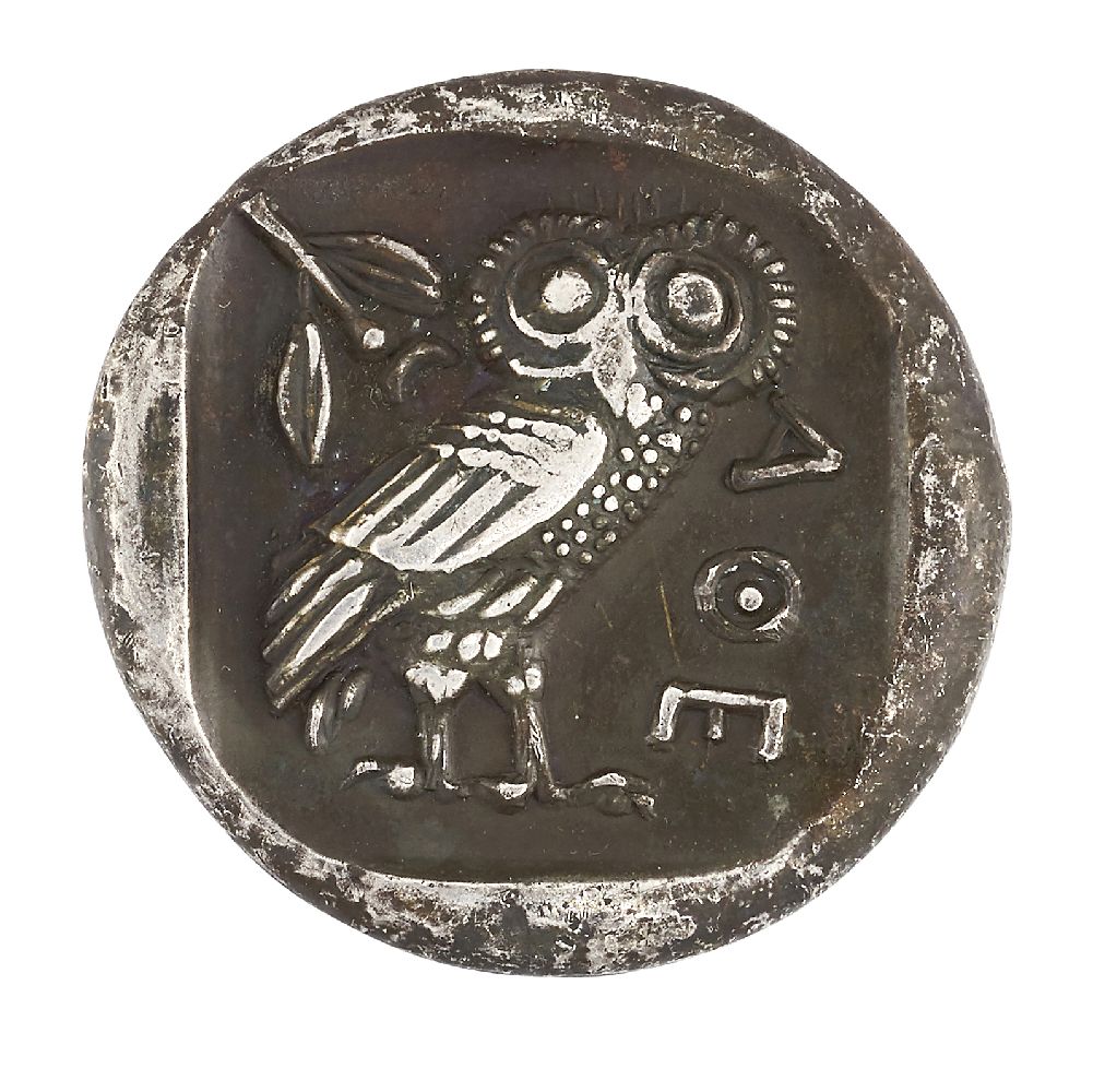 An ancient Greek Attica, Athens silver tetradracham, the obverse with helmeted head of Athena facing - Image 2 of 2