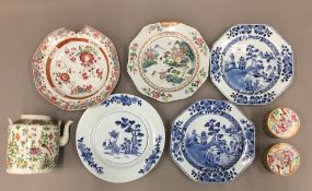 A quantity of 18th/19th century Chinese porcelain