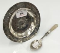 A Victorian unmarked silver trinket dish and a silver jam spoon