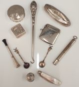 A quantity of small silver and silver plated items (4.