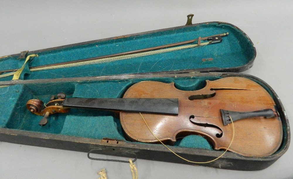 A late 19th century French cased violin; - Image 2 of 25