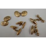 Two pairs of 9 ct gold cufflinks and a pair of unmarked gold cufflinks (15.