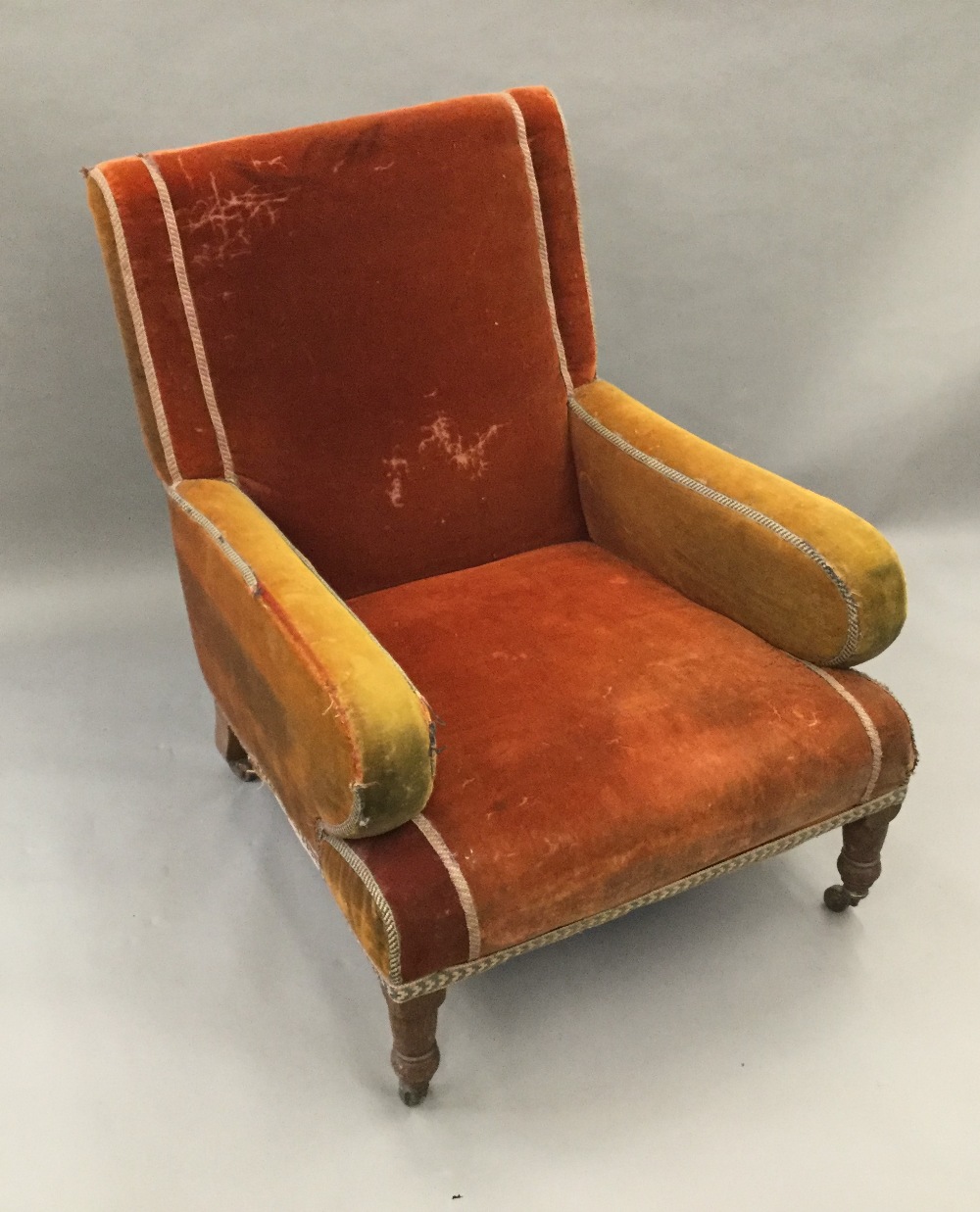 A Victorian upholstered armchair - Image 5 of 5