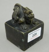 A bronze fo dog seal