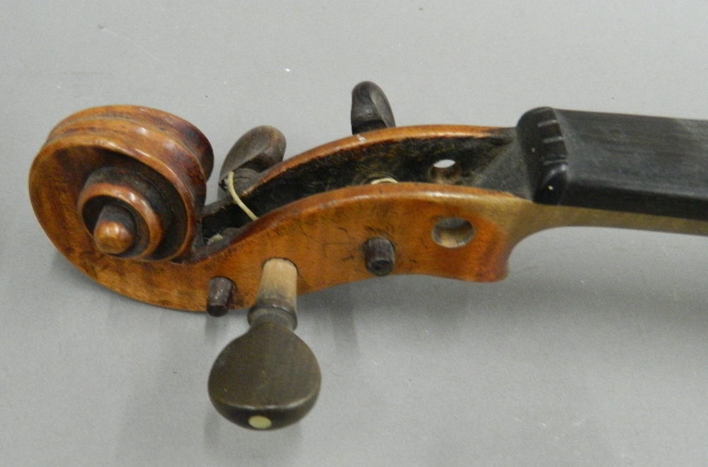 A late 19th century French cased violin; - Image 4 of 25