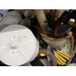 A quantity of various pottery and kitchenalia