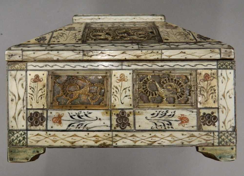 A 17th/18th century Continental bone clad casket The domed hinged lid set with carved bone panels - Image 4 of 9