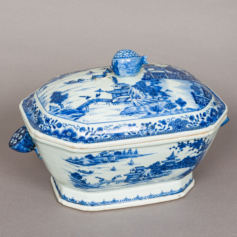 An 18th century Chinese blue and white porcelain tureen The canted rectangular body with domed