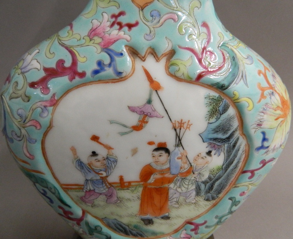 A Chinese porcelain vase Of flattened bulbous form, decorated with opposing figural vignettes, - Image 3 of 13
