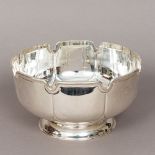 An Elizabeth II silver pedestal centre bowl, hallmarked London 1995,