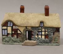 A Goss model of Ann Hathaway's Cottage, Shottery, near Stratford-on-Avon. 15 cm wide.