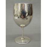 A silver goblet. 18.5 cm high (10.