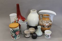 A quantity of various china