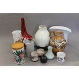 A quantity of various china