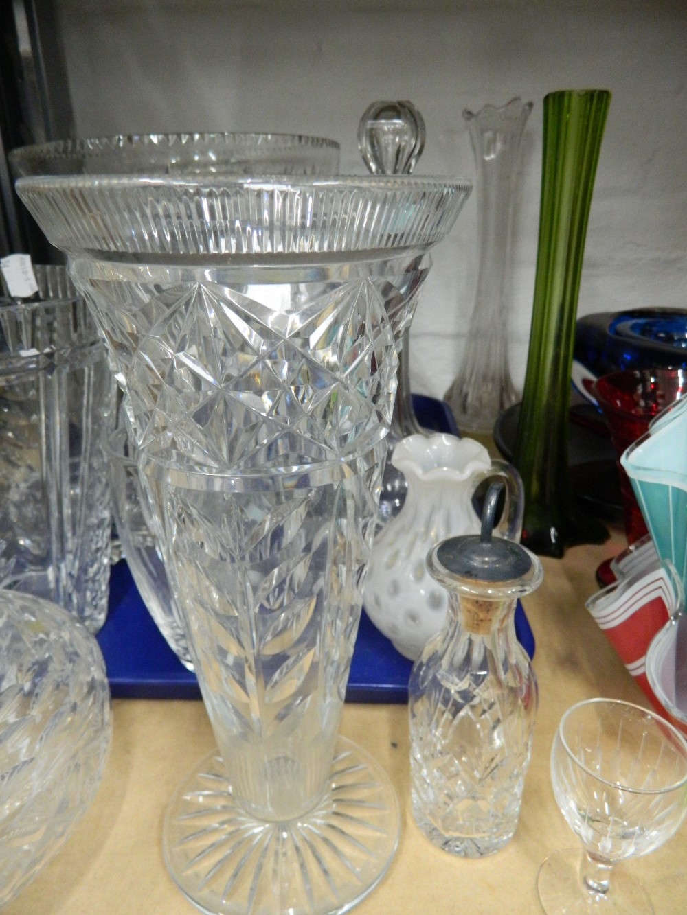 A large quantity of glassware, - Image 3 of 6