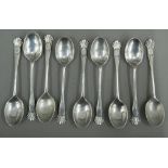 Nine Walker & Hall silver Onslow pattern teaspoons. Each 11 cm long (123.