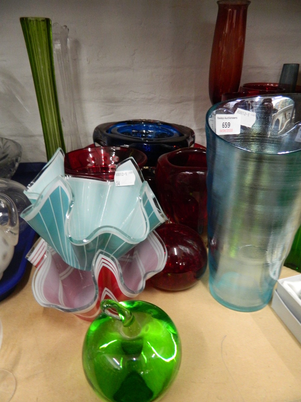 A large quantity of glassware, - Image 2 of 6