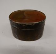 An agate topped box. 4.5 cm wide.