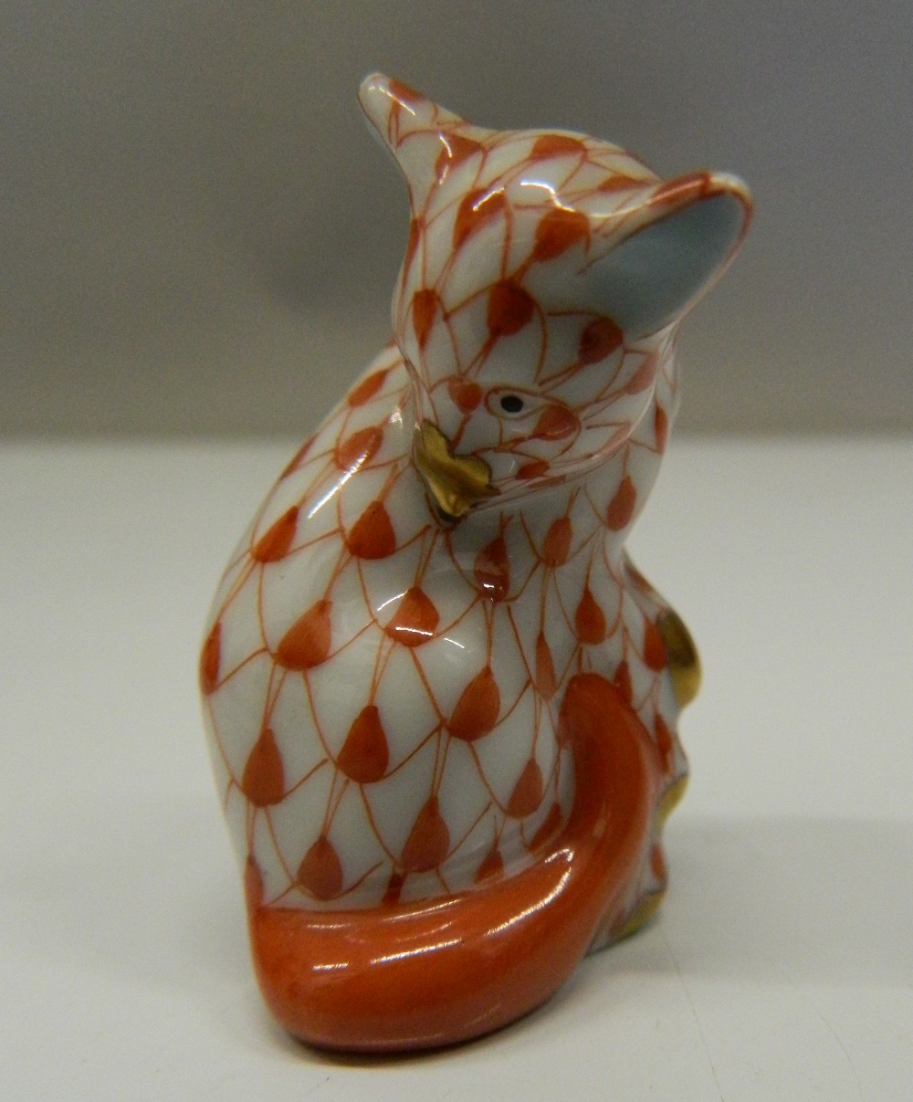 A Herend porcelain cat and a kitten. The former 12 cm high. - Bild 5 aus 7