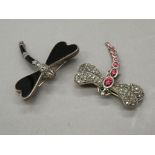 Two silver dragonfly brooches. Each approximately 3.5 cm long (18.