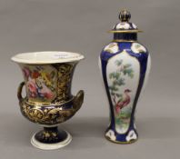 A Derby urn and a vase. The former 17 cm high.