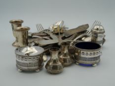 A quantity of silver and silver plate