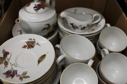 A quantity of Royal Worcester Evesham pattern porcelain.