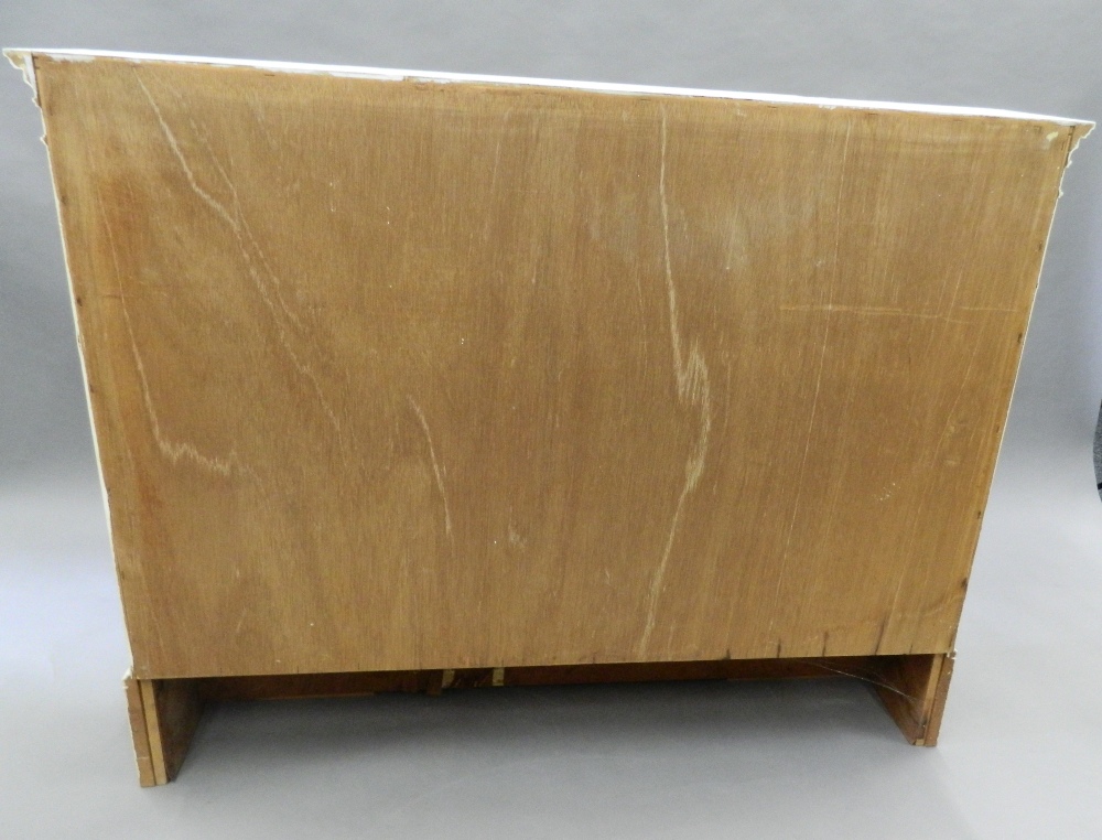 A modern white painted break front side cabinet. 127.5 cm wide. - Image 6 of 6