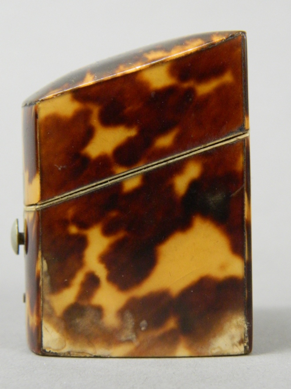 A Victorian tortoiseshell thimble box, with silver thimble. 4.75 cm high. - Image 2 of 11