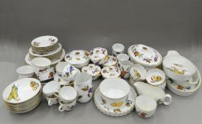 A quantity of Royal Worcester Evesham dinner wares, including: 6 side plates, 6 cereal bowls,