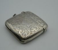 A silver vesta. 4.5 cm high (27.