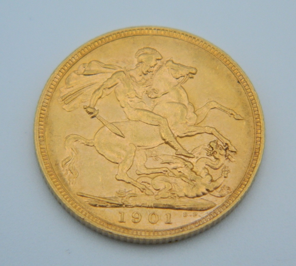 A 1901 Melbourne Mint Victoria old head sovereign - Image 2 of 2