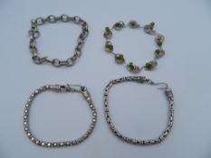 A quantity of silver jewellery items, etc.